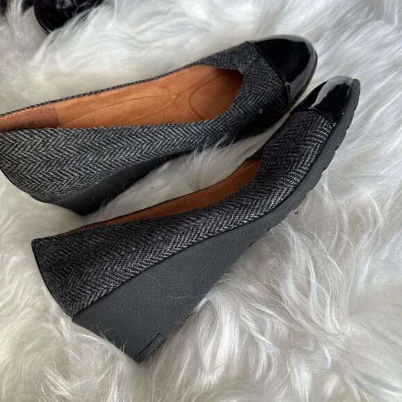 Hush Puppies cushioned comfort wedge style shoe, black/grey - Picture 6 of 10